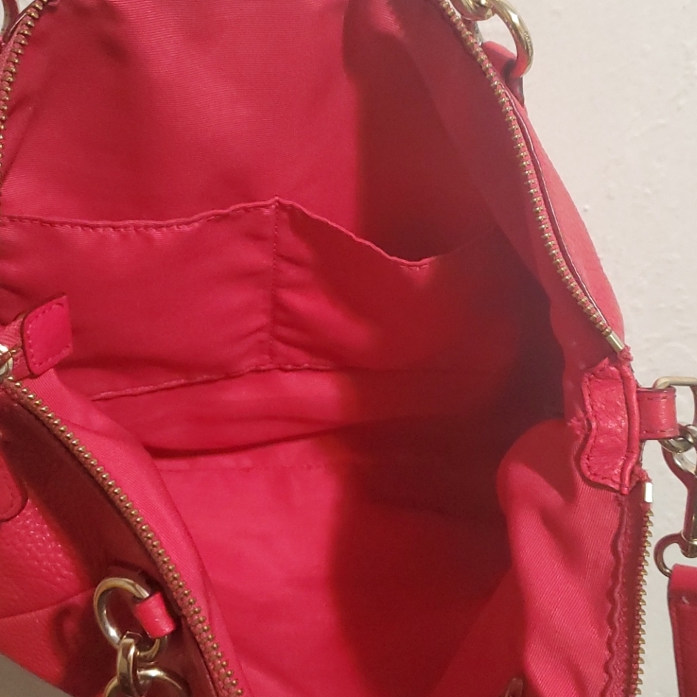 Coach shoulder purse size medium  pink - Picture 3 of 8